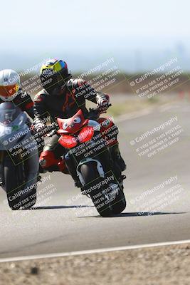 media/Sep-20-2025-TrackDaz (Sat) [[27f0cde673]]/C Group/240pm (Turn 9)/